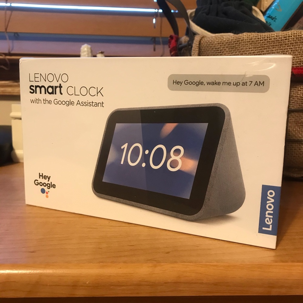 Lenovo Smart Clock with Google Assistant